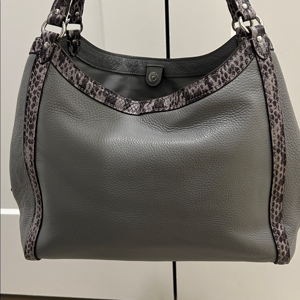 Coach (EUC) Kristy Shoulder Bag in Granite & Snake Embossed Leather Trim - Picture 9 of 14